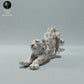 Produktfoto Tierfigur Animal Den Miniatures 1: Wildtier Tierfigur: Schneeleopard - sich streckend (22_12_19)