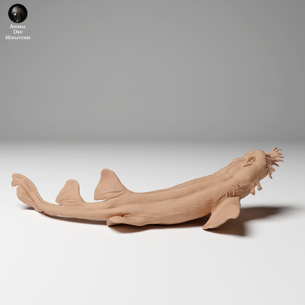 Produktfoto Tierfigur Animal Den Miniatures 1: Meerestier Tierfigur: Gefleckter Teppichhai - auf der Jagd (24_06_05)