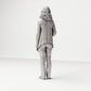 Stehende Figur: Frau mit Hand am Bauch (Ref. Nr. 509) - vollständige Studioansicht 4