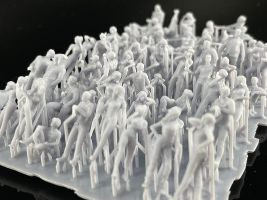 Produktfoto Diorama und Modellbau Miniatur Figur: Zuschauer Set, 60 Figuren 1:87 - H0 / 1:72 - 25mm
