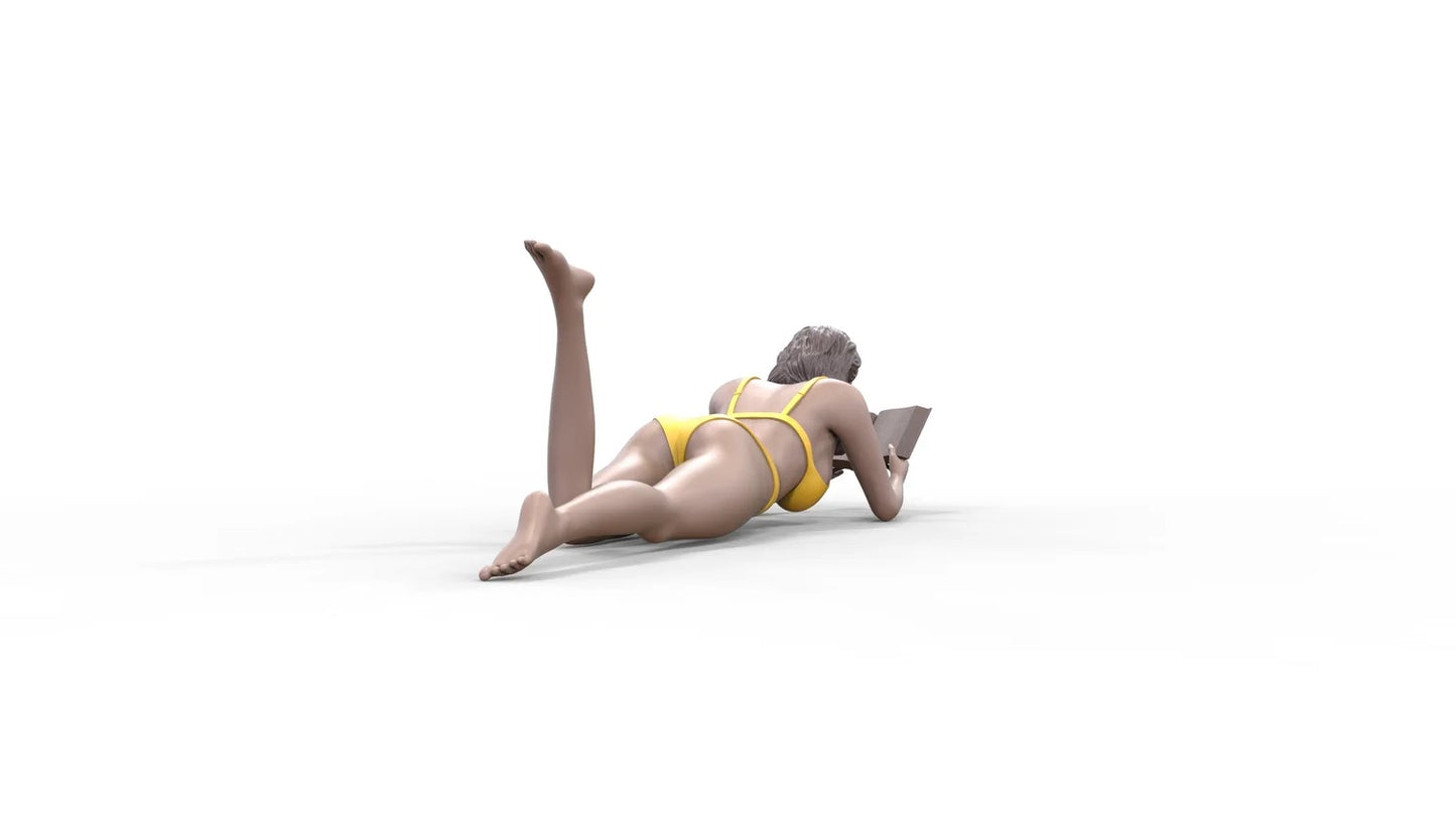 Produktfoto Diorama und Modellbau Miniatur Figur: Frau am Strand 1